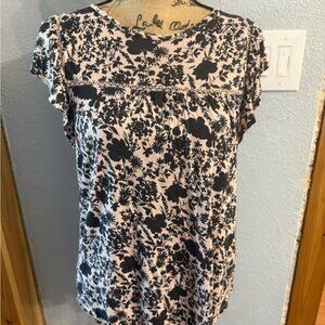 LOFT Black and Soft Pink Floral Short Sleeve Top